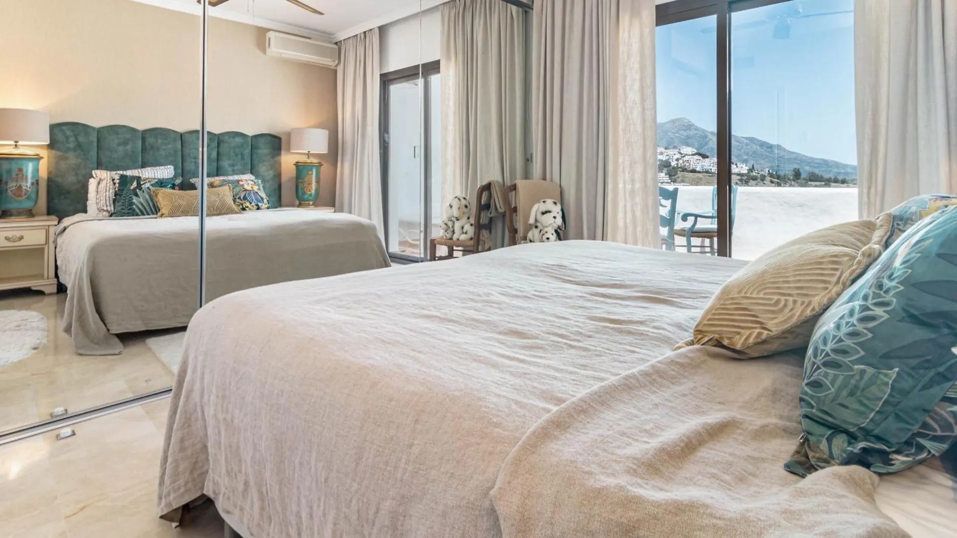 Lag - Spacious Townhouse With Private Jacuzzi And Marbella Spain