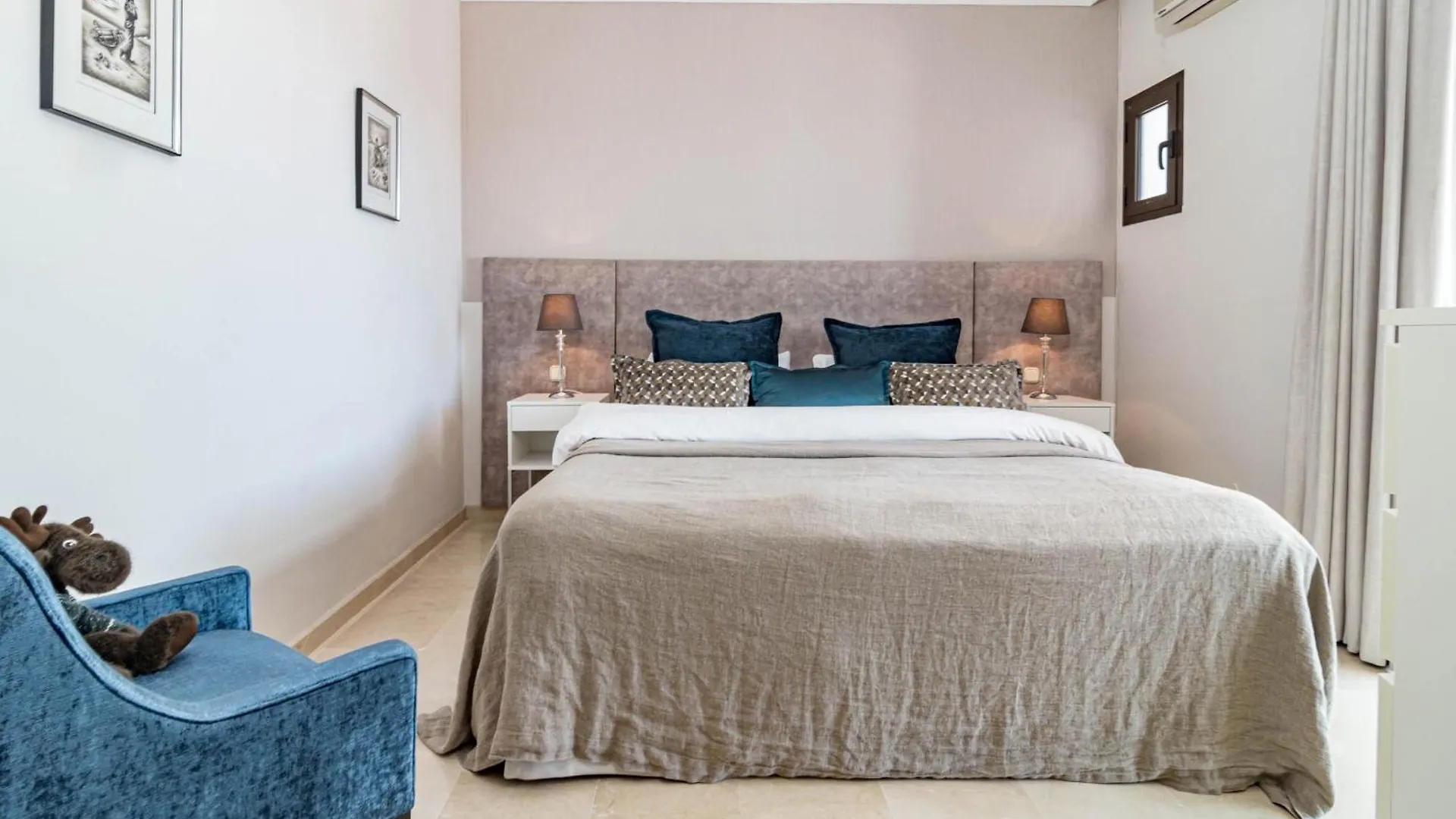Lag - Spacious Townhouse With Private Jacuzzi And Marbella Spain